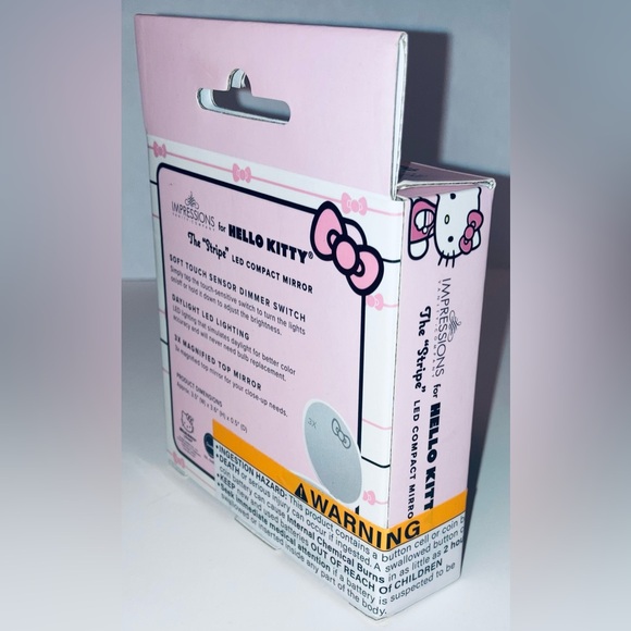 Hello Kitty LED Compact Magnifying Mirror - NEW! - Picture 3 of 3